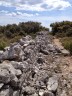 GR de pays longeant le mur écroulé