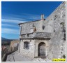 Près du château