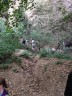 Un groupe cherche la cache 9