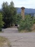 Pilier de l'ancien pont suspendu de Cadenet